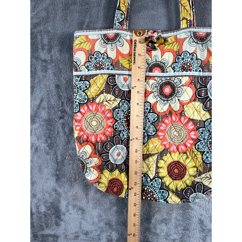 Vera Bradley excellent pre